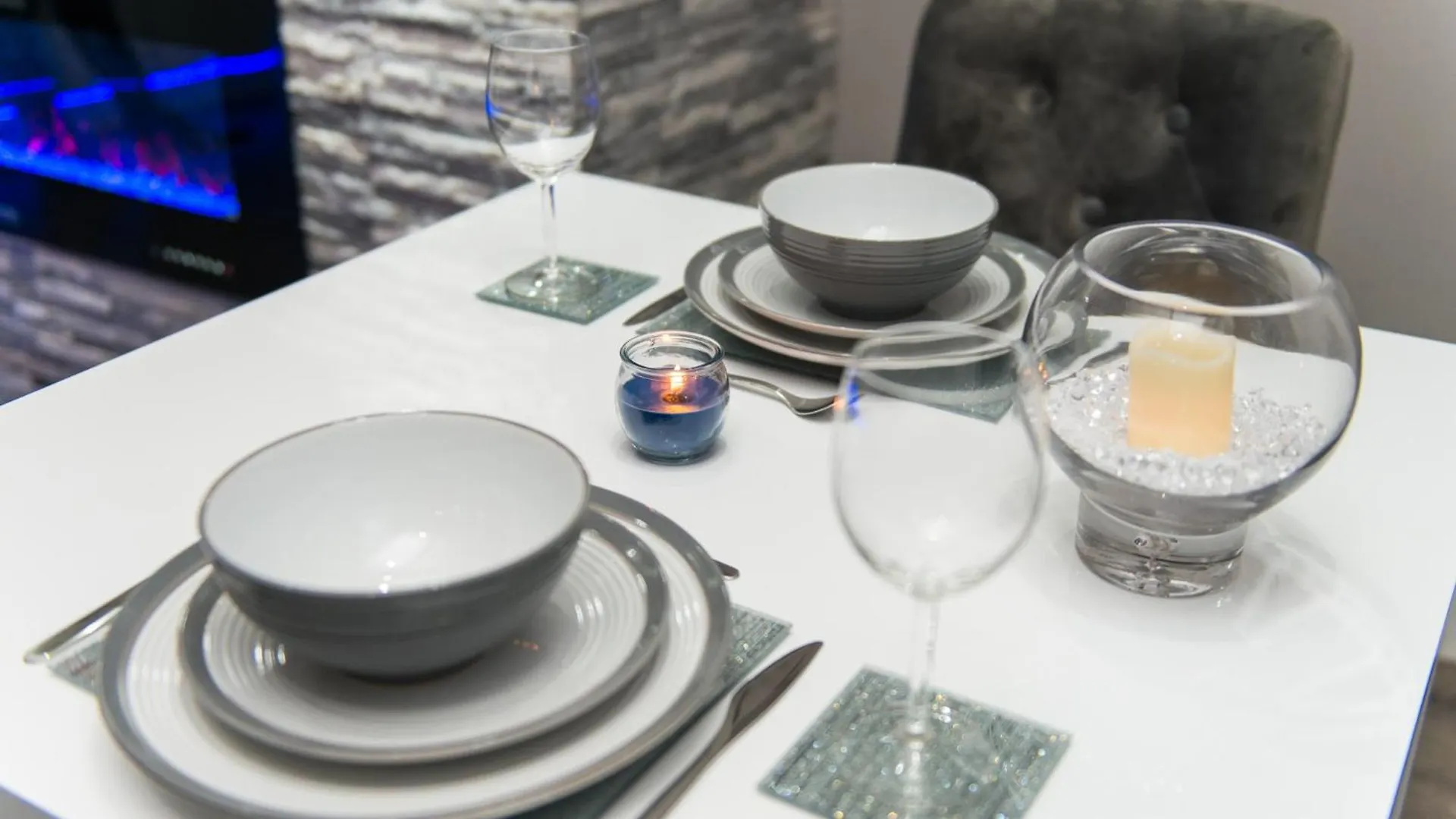Aphrodite Suites Huddersfield