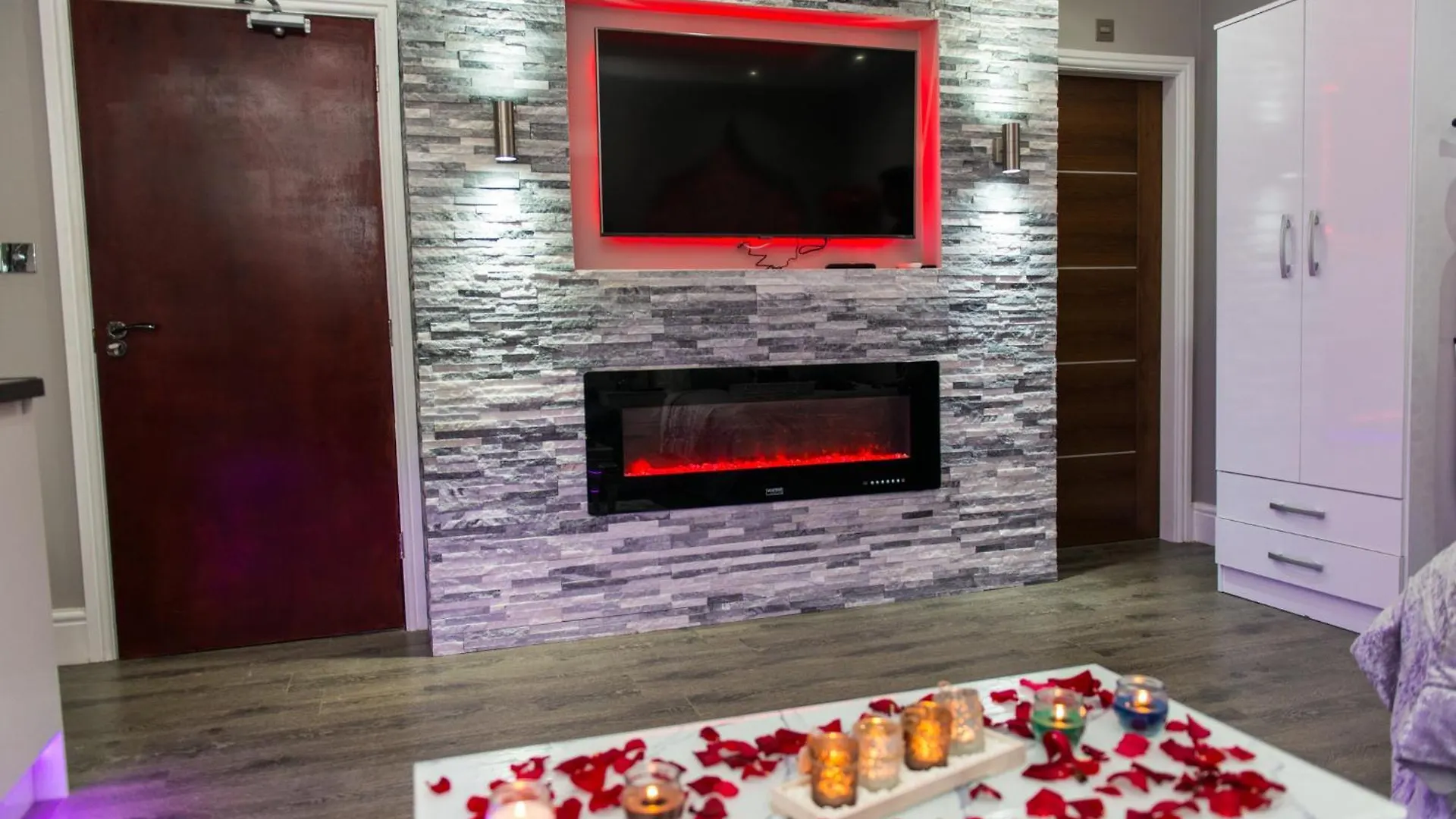 Aphrodite Suites Huddersfield 0*,  Verenigd Koninkrijk