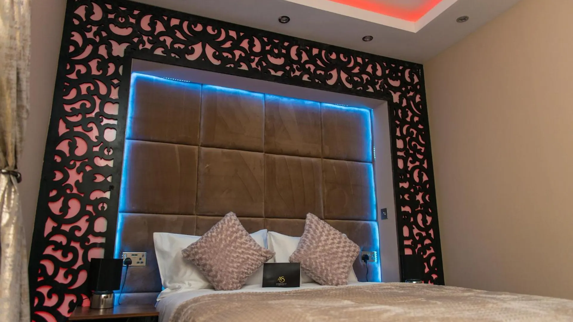 Aphrodite Suites Huddersfield
